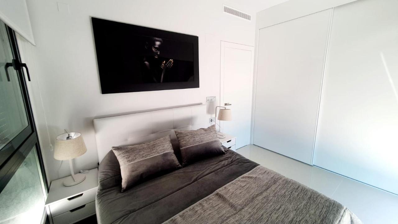 New 2022 Casanovas-Apartment Torrevieja Center Luaran gambar