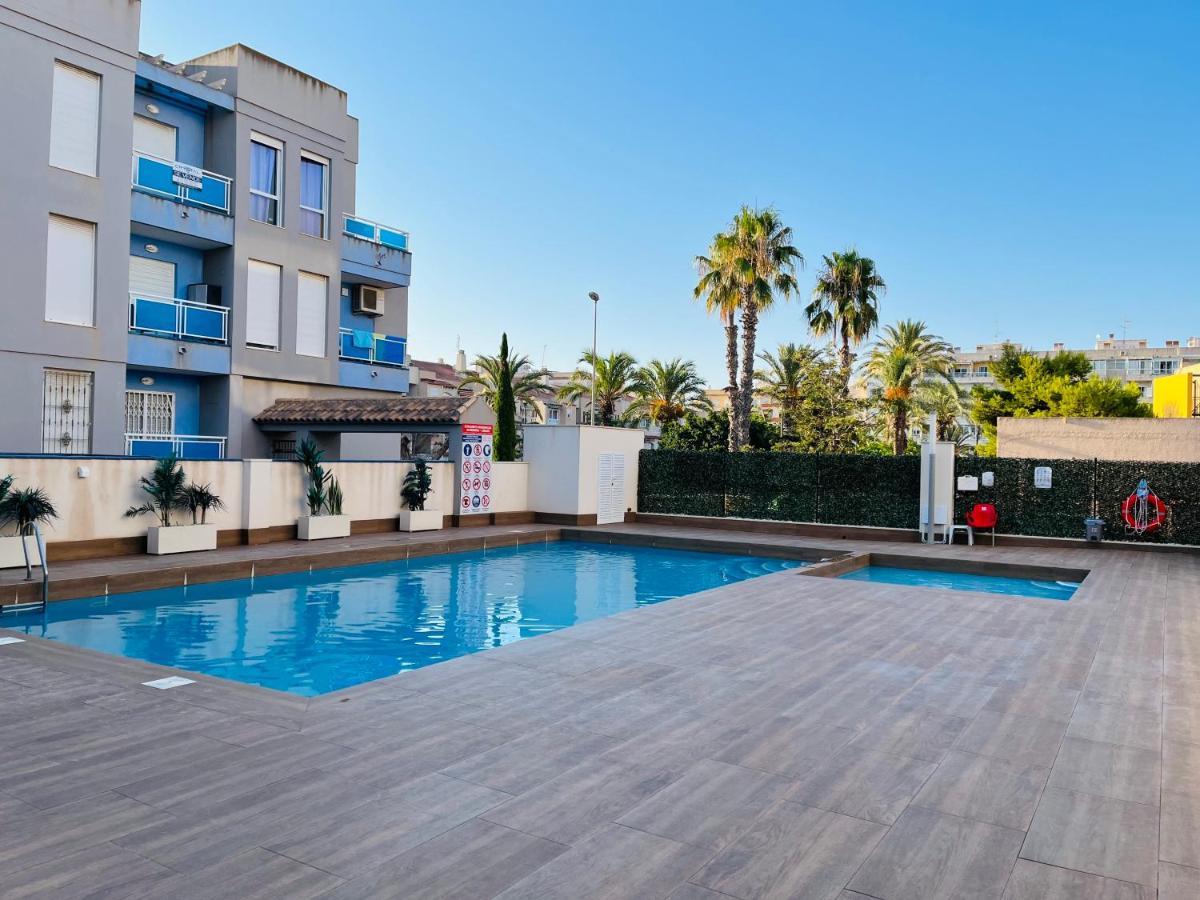 New 2022 Casanovas-Apartment Torrevieja Center Luaran gambar